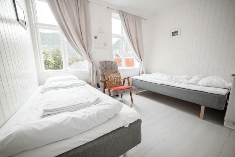 Laerdalsoren Motor Guesthouse Лердалсьойрі Екстер'єр фото